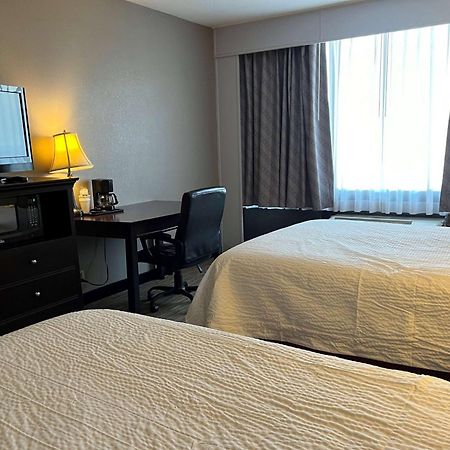 Days Inn By Wyndham Pittsburg Ks Dış mekan fotoğraf
